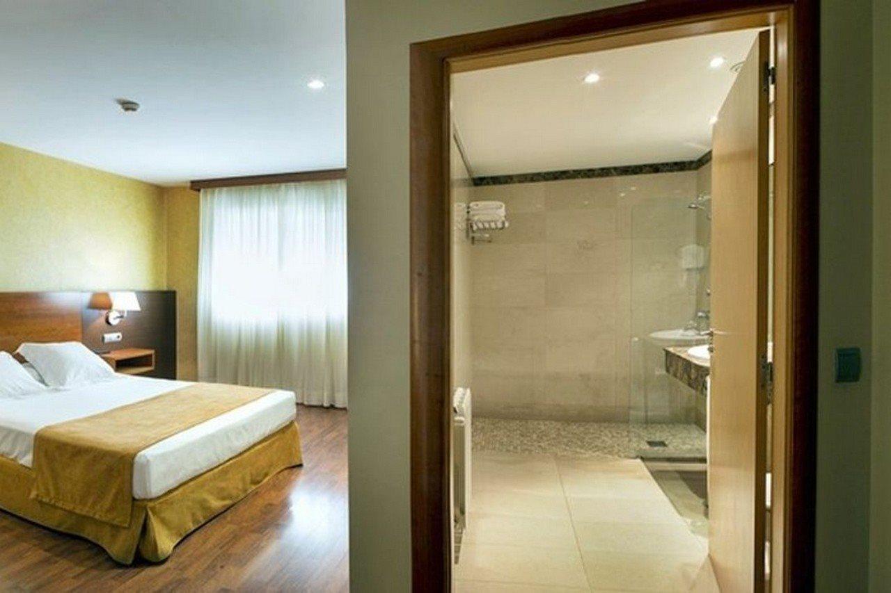 Hotel Torre De Sila Тордесільяс Екстер'єр фото