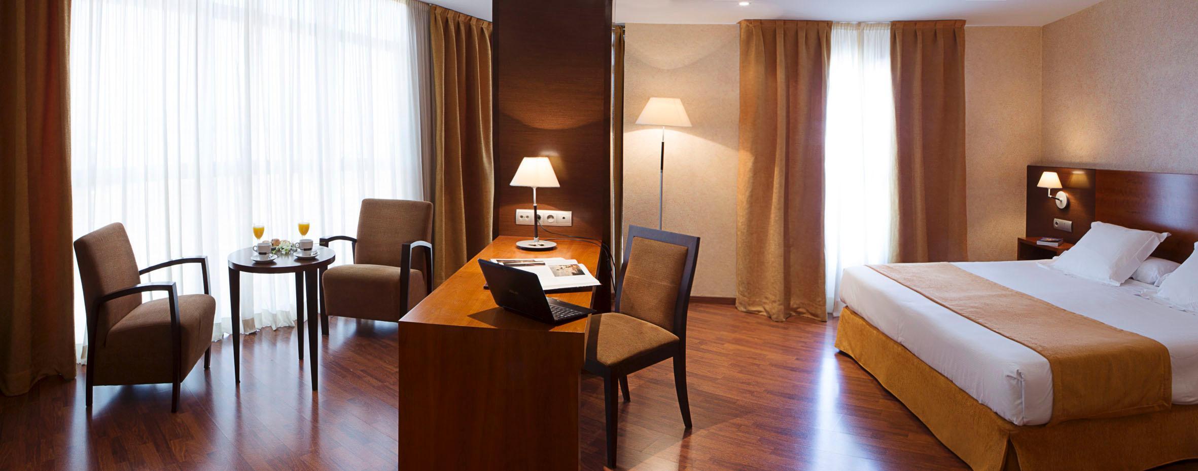 Hotel Torre De Sila Тордесільяс Екстер'єр фото