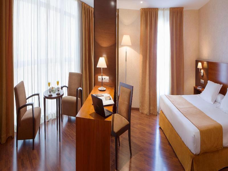 Hotel Torre De Sila Тордесільяс Номер фото