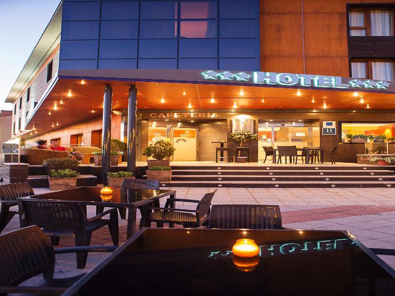 Hotel Torre De Sila Тордесільяс Екстер'єр фото