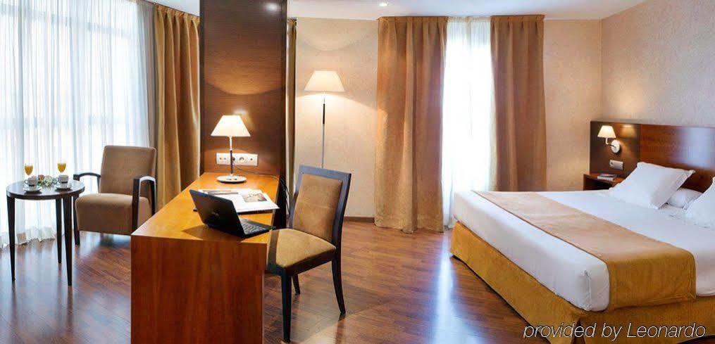 Hotel Torre De Sila Тордесільяс Екстер'єр фото